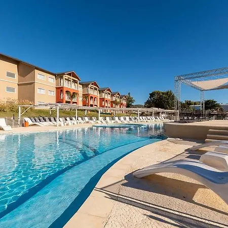 Howard Johnson Plaza Villa Carlos Paz 