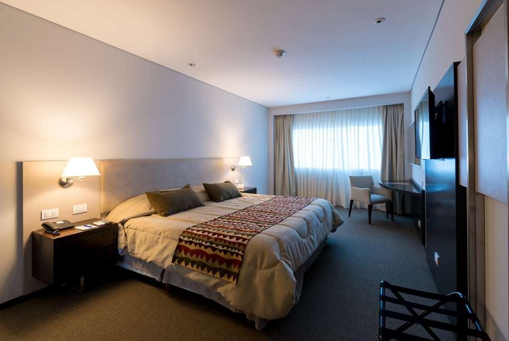 Howard Johnson Plaza Villa Carlos Paz Hotel 4*