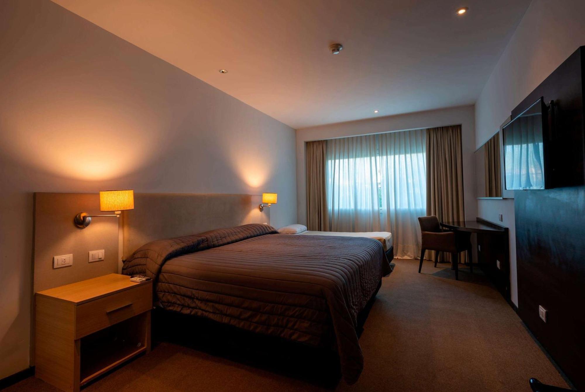 Hotel Howard Johnson Plaza Villa Carlos Paz Villa Carlos Paz