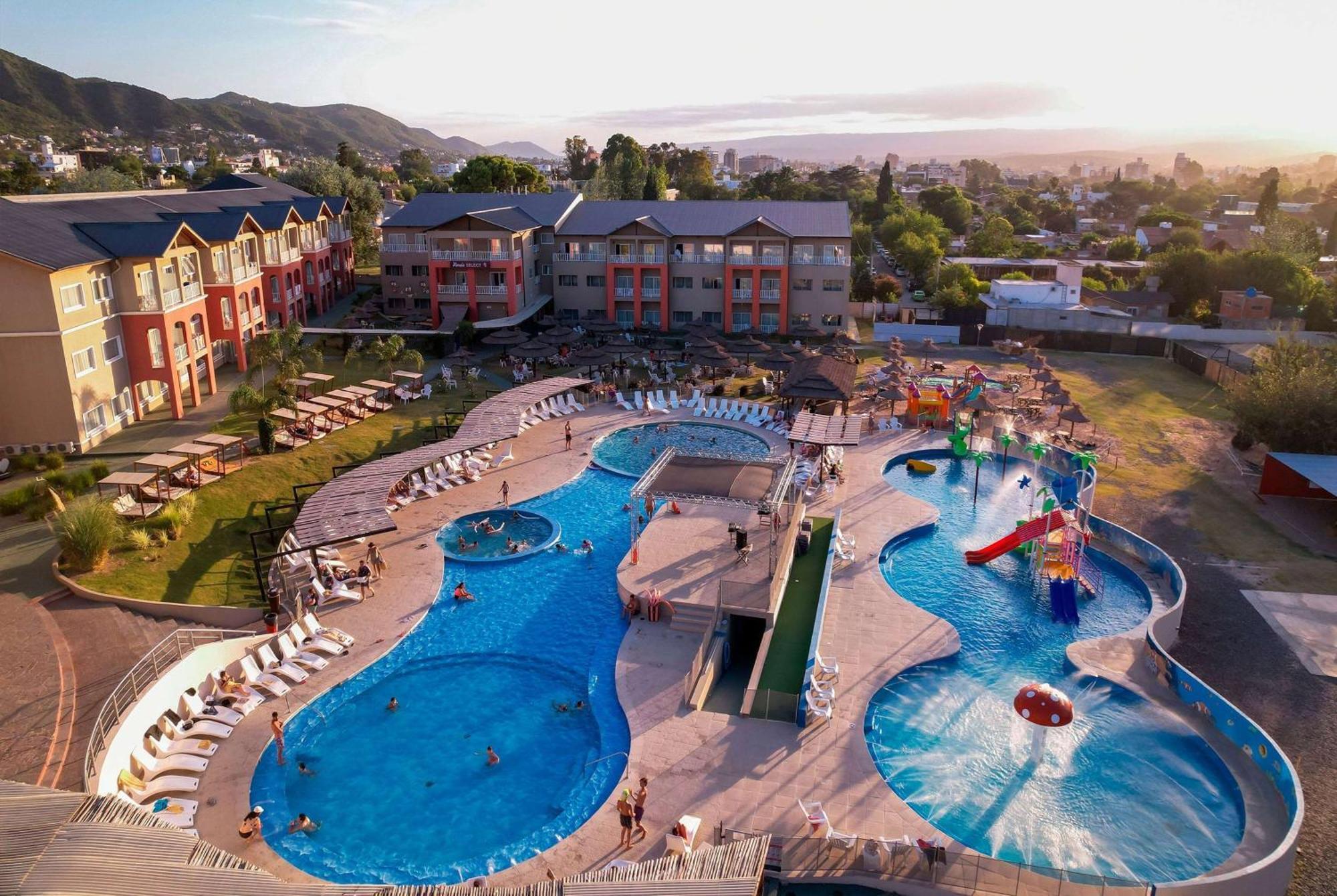 Hotel Howard Johnson Plaza Villa Carlos Paz